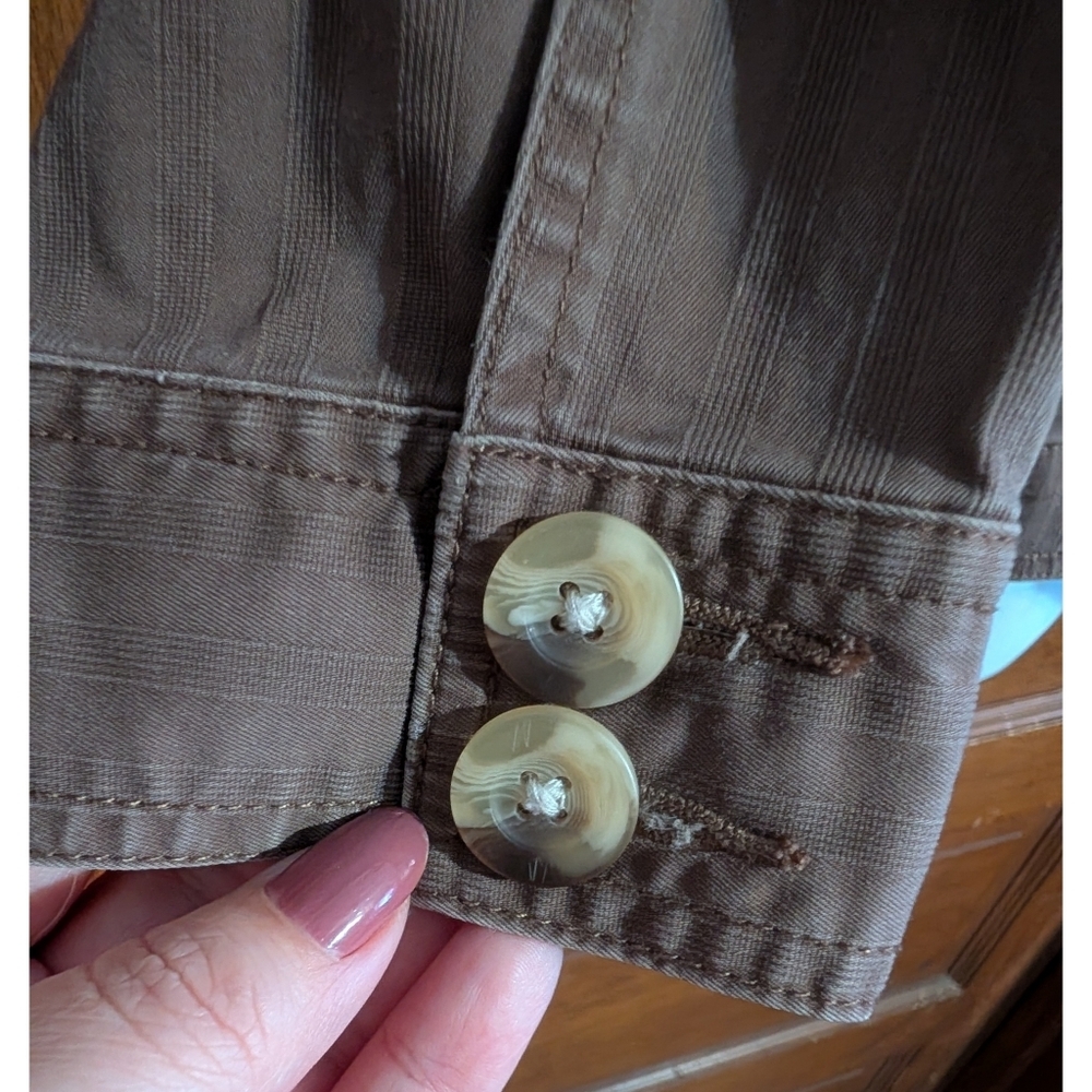 Bass Lightweight Buttoned Jacket - Picture 4 of 7
